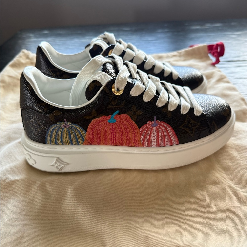 Louis Vuitton x Yayoi Kusama Limited Edition Pumpkin Sneakers